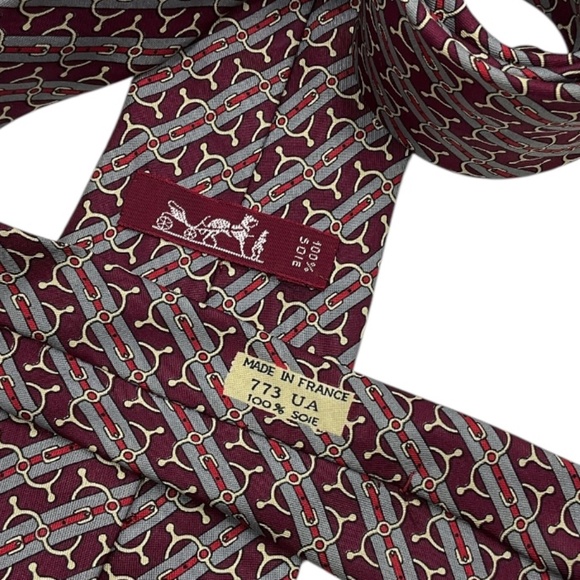 HERMÈS 773 UA Burgundy/Gray Striped Belt Silk LUXURY Tie FRANCE - Picture 3 of 5